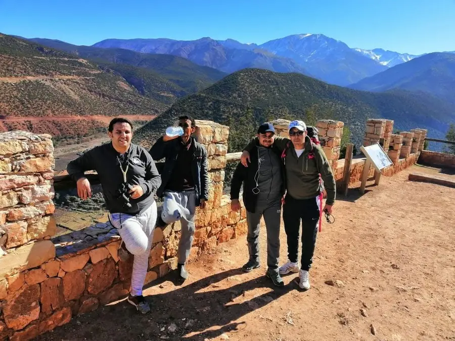 Get Excursion driver-guide with guests at a High Atlas viewpoint